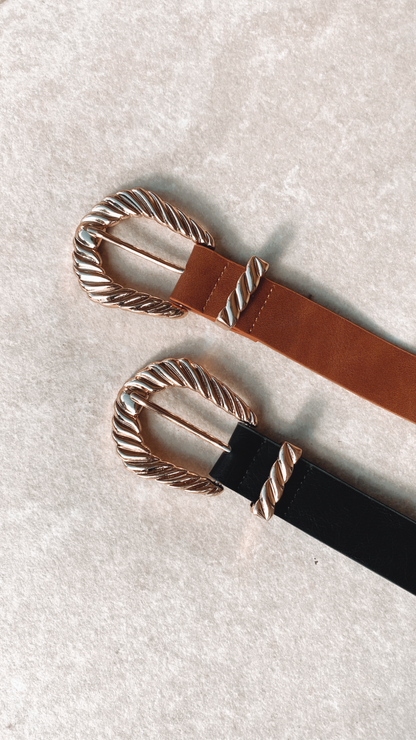 Amelie Twist Buckle Belt - Black/Gold