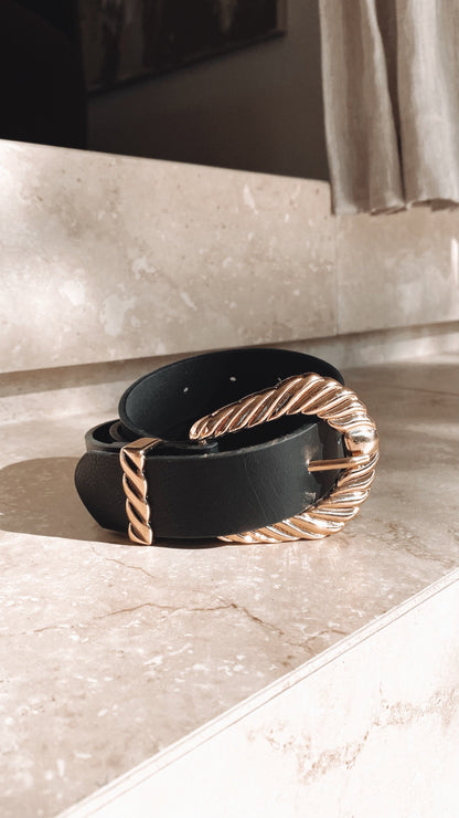 Amelie Twist Buckle Belt - Black/Gold