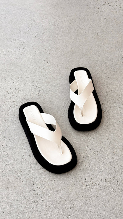 Yamira Thong - Bone
