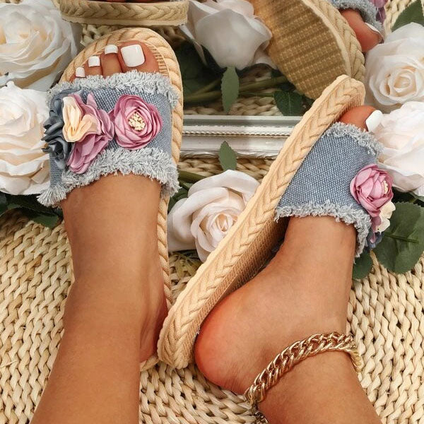 Cute Flower Decor Raw Trim Slippers