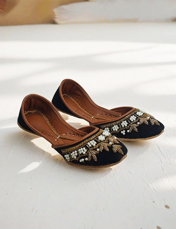 Black Fancy Khussa