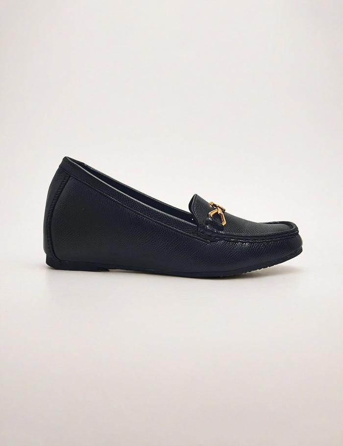Black Pumps for Women