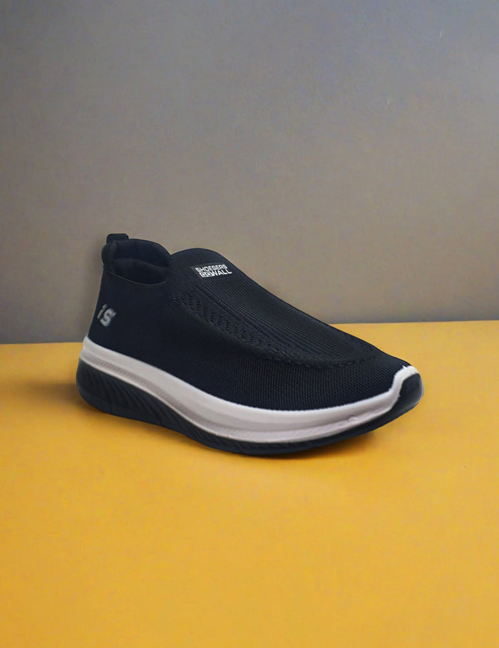 Black Soft Sneakers