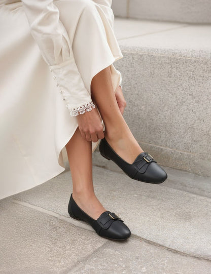 Black Winter Pumps
