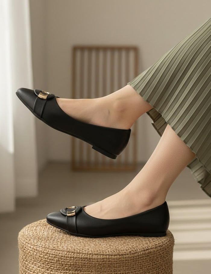 Black Winter Pumps