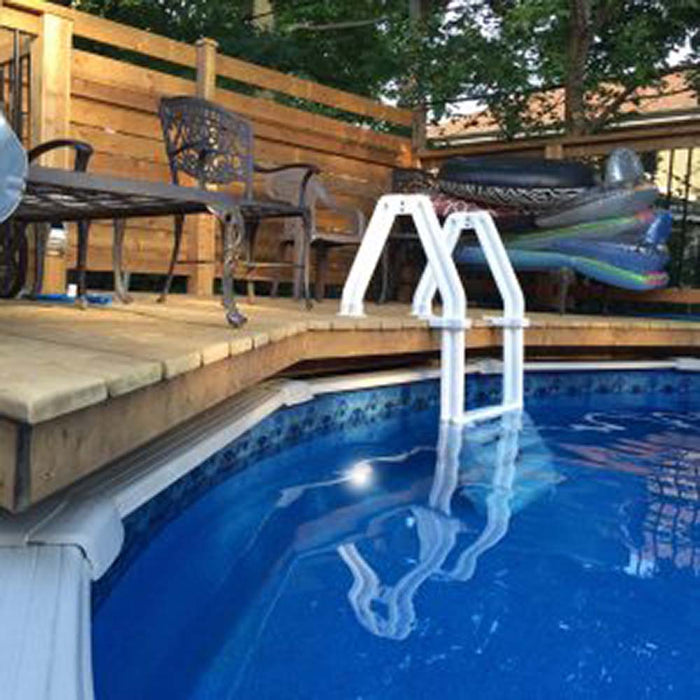 Deck Ladder Pool Entry - Great Backyard Place