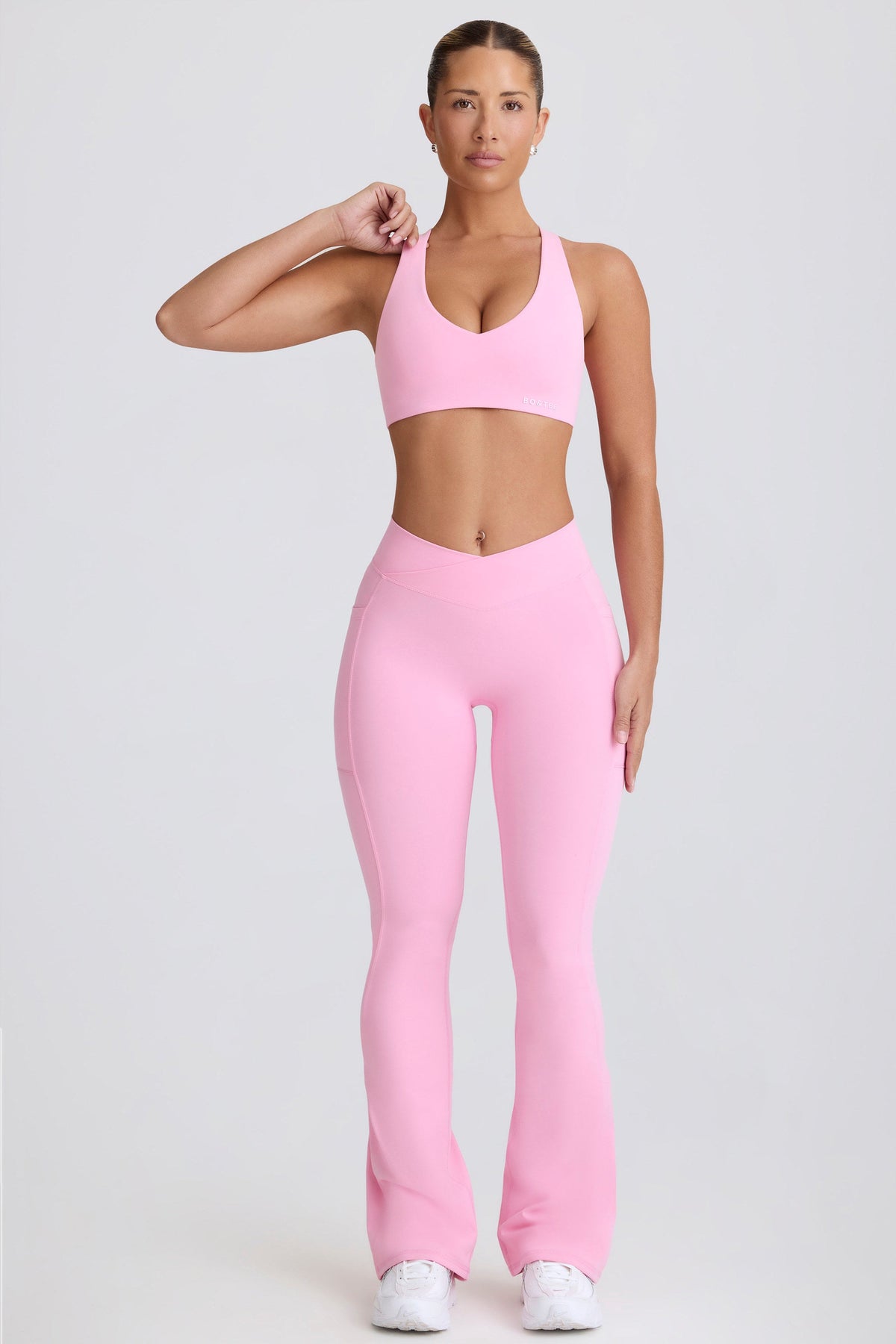 Soft Active V-Waist Pocket Flared Leggings in Baby Pink