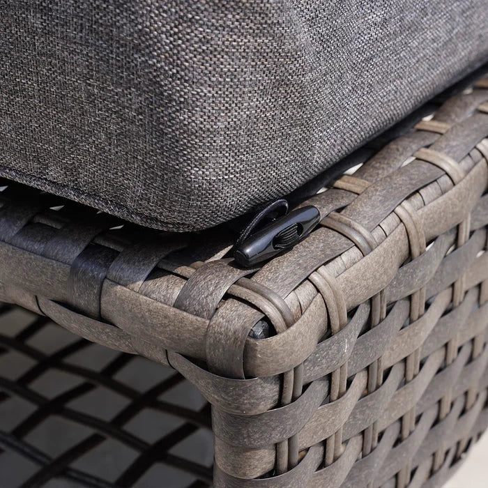 GRAND PATIO Defriest Wicker Outdoor Lounge Chair.