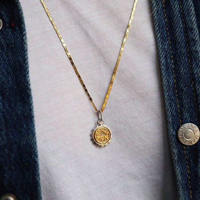 MB Bonus Mom Coin, Gold