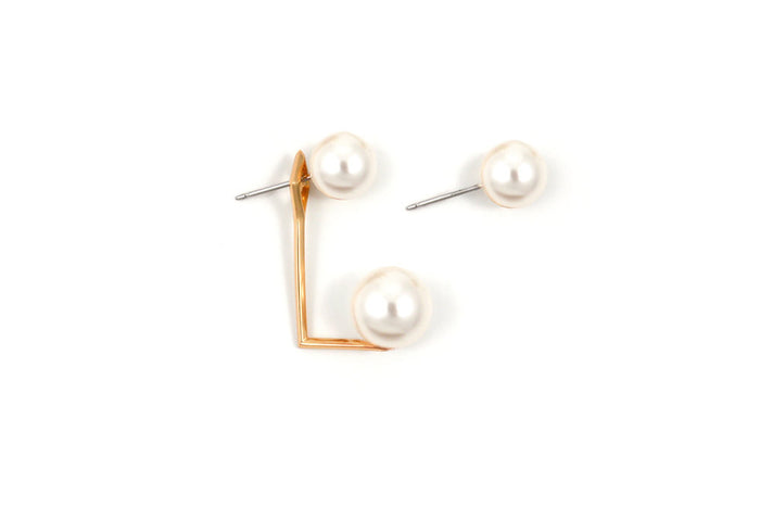 Stud Earrings w/floating pearl, Rose Gold