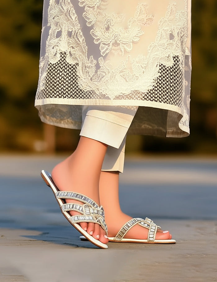 White Fancy Slipper